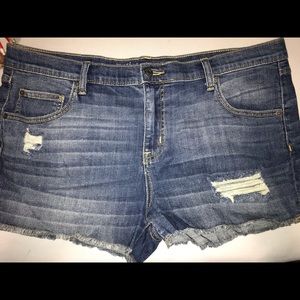 Mossimo boyfriend jean shorts